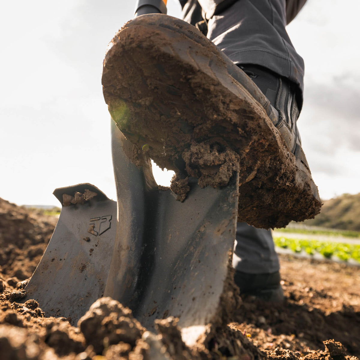 Digging Shovel - Long Handle