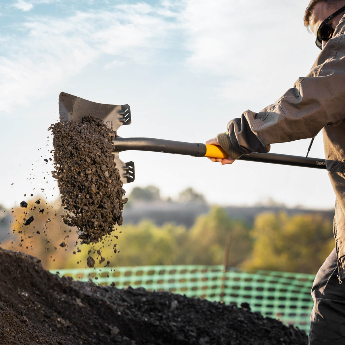 Transfer Shovel - Long Handle